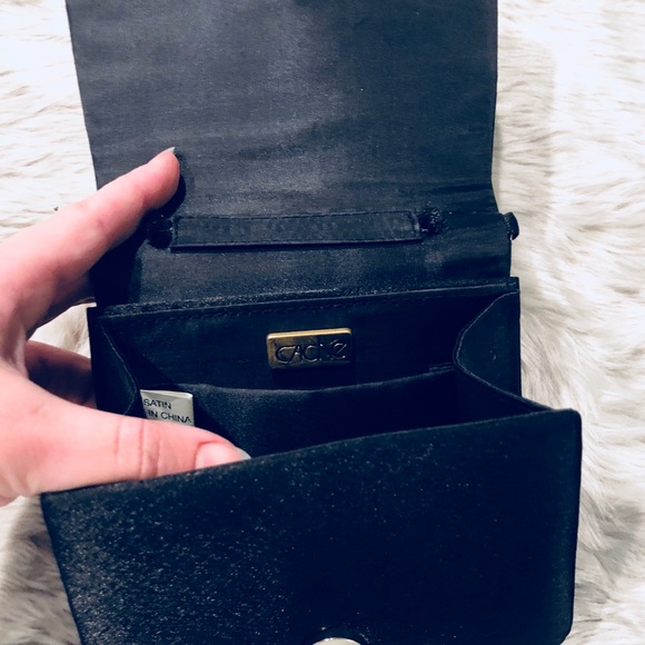 Cache Handbag - Picture 4 of 5